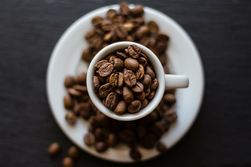 Puszka na kawę, czyli jak sprawić, aby ziarna zachowały odpowiedni smak i aromat?
