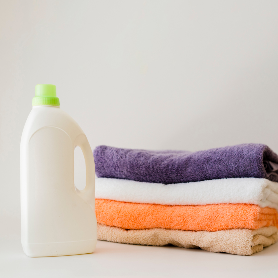 Płyn do prania – jak go używać, w jakiej ilości i jaki wybrać?